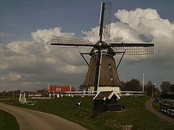 Akersloot, korenmolen De Oude Knegt foto1 2009-04-05 15.49